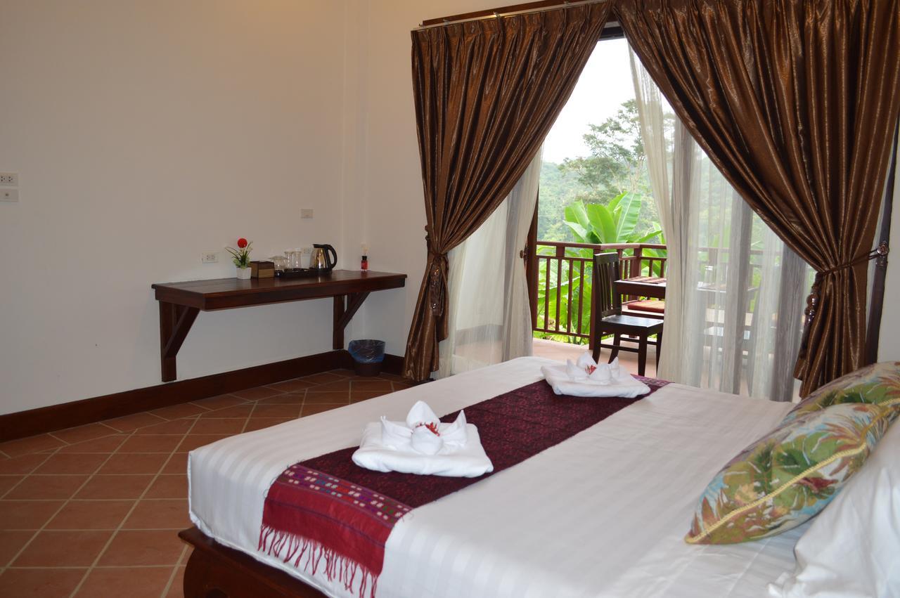 Mahout Hotel Луанг Прабанг Екстериор снимка