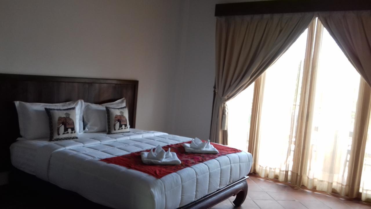 Mahout Hotel Луанг Прабанг Екстериор снимка