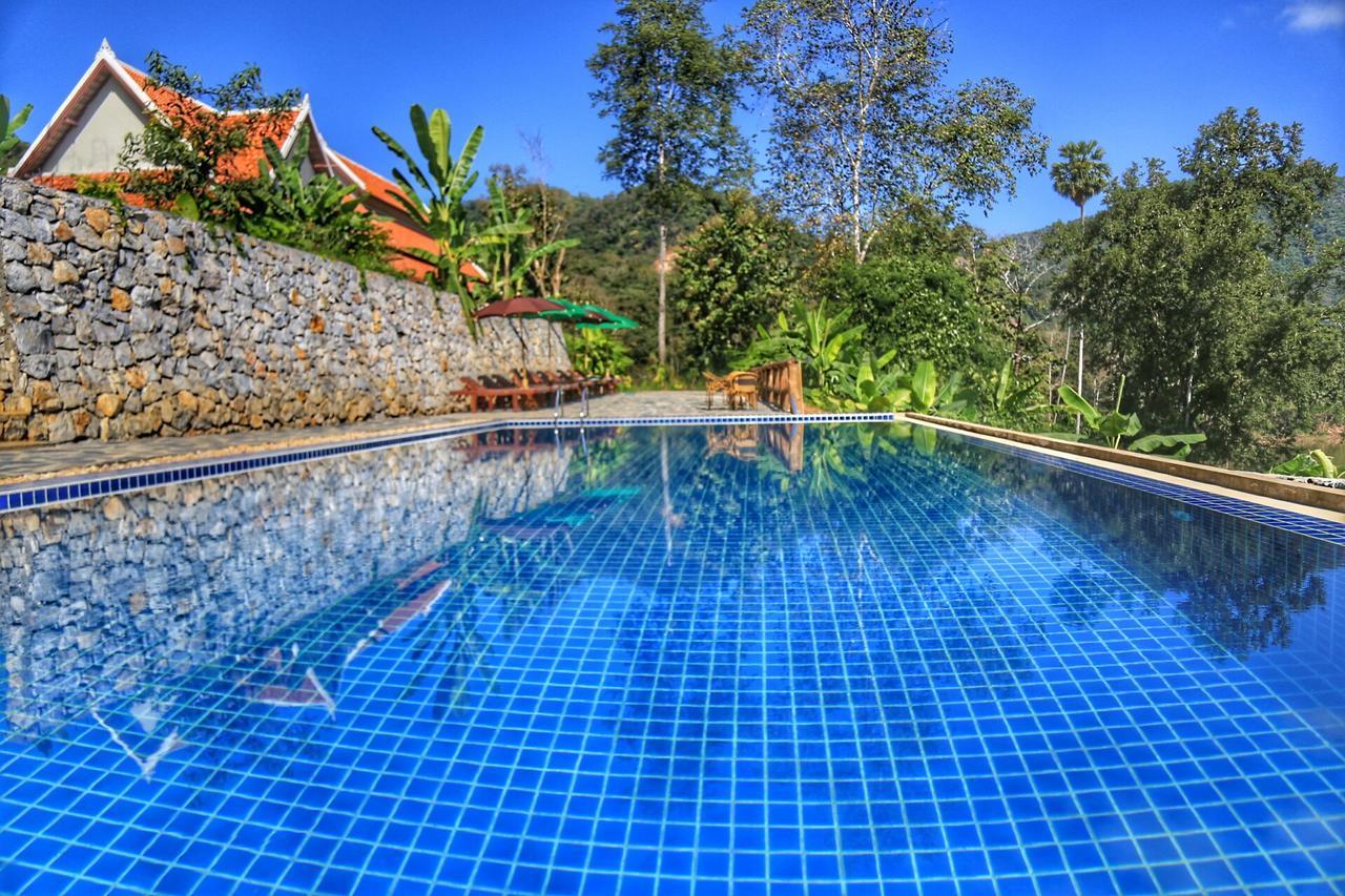 Mahout Hotel Луанг Прабанг Екстериор снимка